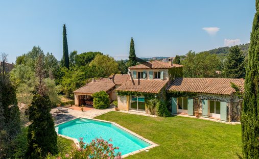 House in Le Tholonet, Provence-Alpes-Côte d'Azur, France 1