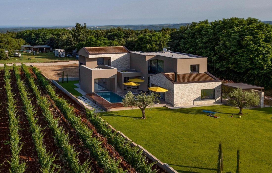 Villa in Porec, Istria County, Croatia 2 - 18935842