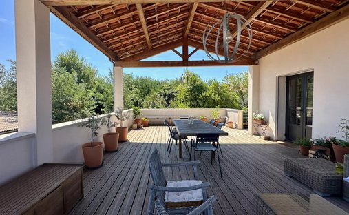 Farm Ranch in Centre Ville, Pezenas, France 1