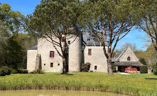 Estate in Guérande, Pays de la Loire, France 1