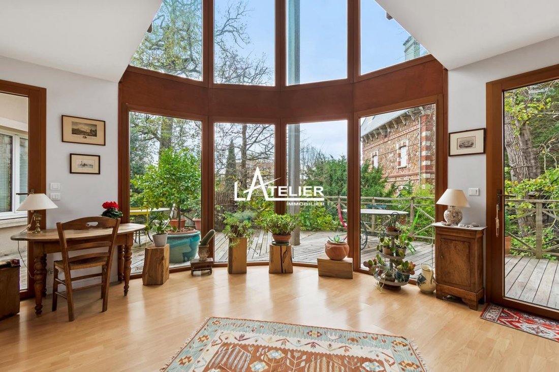 House in Forêt, Saint-Germain-en-Laye, France 1 - 18940621