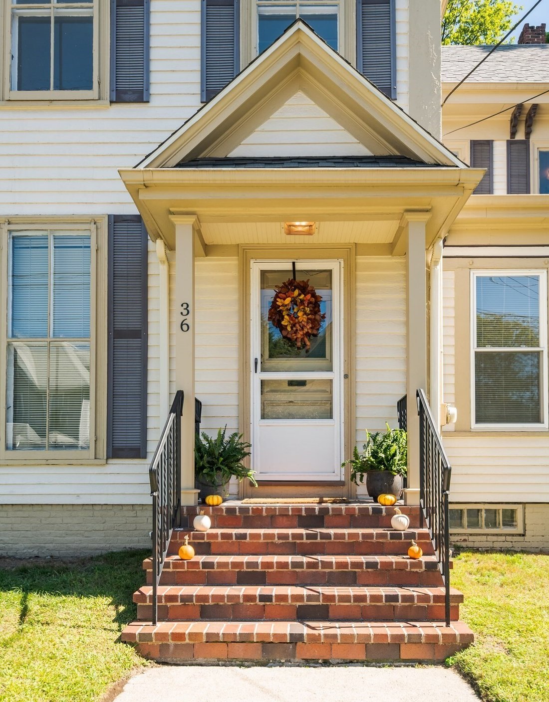 House in Stoneham, Massachusetts, United States 4 - 18941400