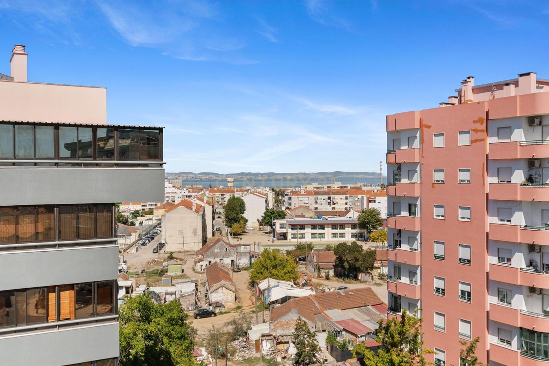 Apartment in Alto do Seixalinho, Santo Andre e Verderena, Setubal, Portugal 5 - 18943861