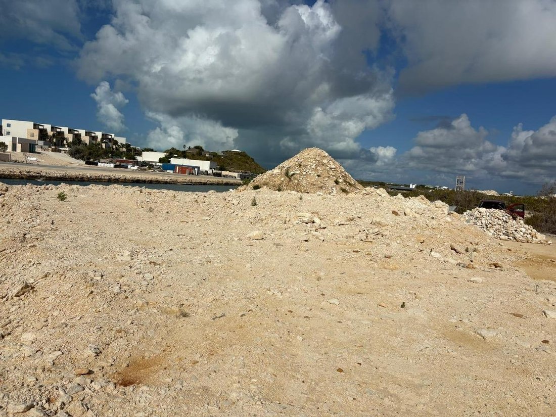 Land in Venetian Road Settlement, Caicos Islands, Turks and Caicos Islands 5 - 18944017