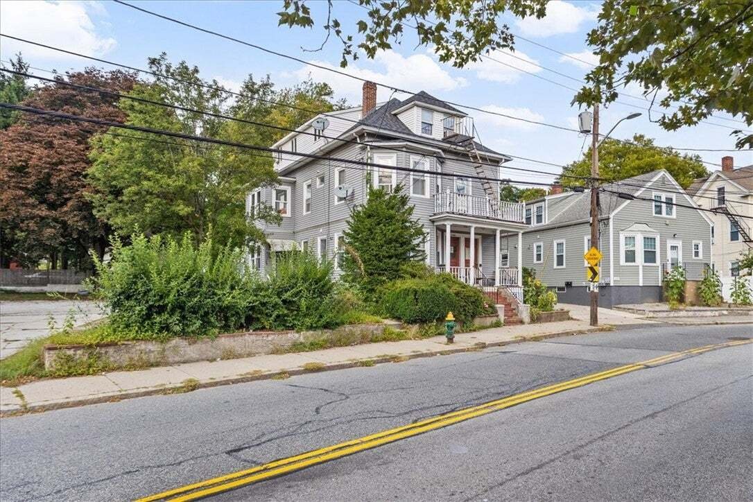 Providence, Rhode Island, United States 3 - 18942032