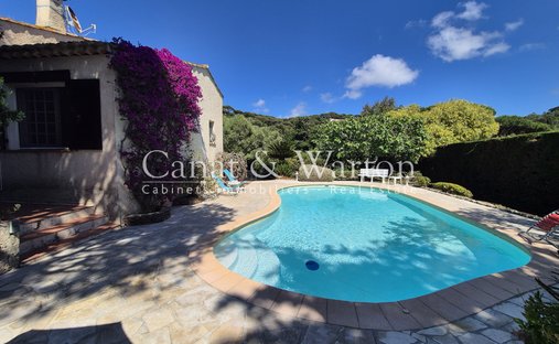 Villa in La Croix-Valmer, Provence-Alpes-Côte d'Azur, France 1