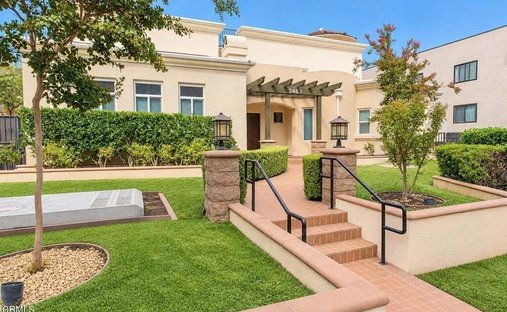 Maison de ville à Pasadena, Californie, États-Unis 1