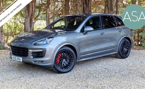 Porsche Cayenne 3.6T V6 GTS SUV 5dr Petrol TiptronicS 4WD Euro 6 (s/s) (440 ps) in Cowfold, United Kingdom 1