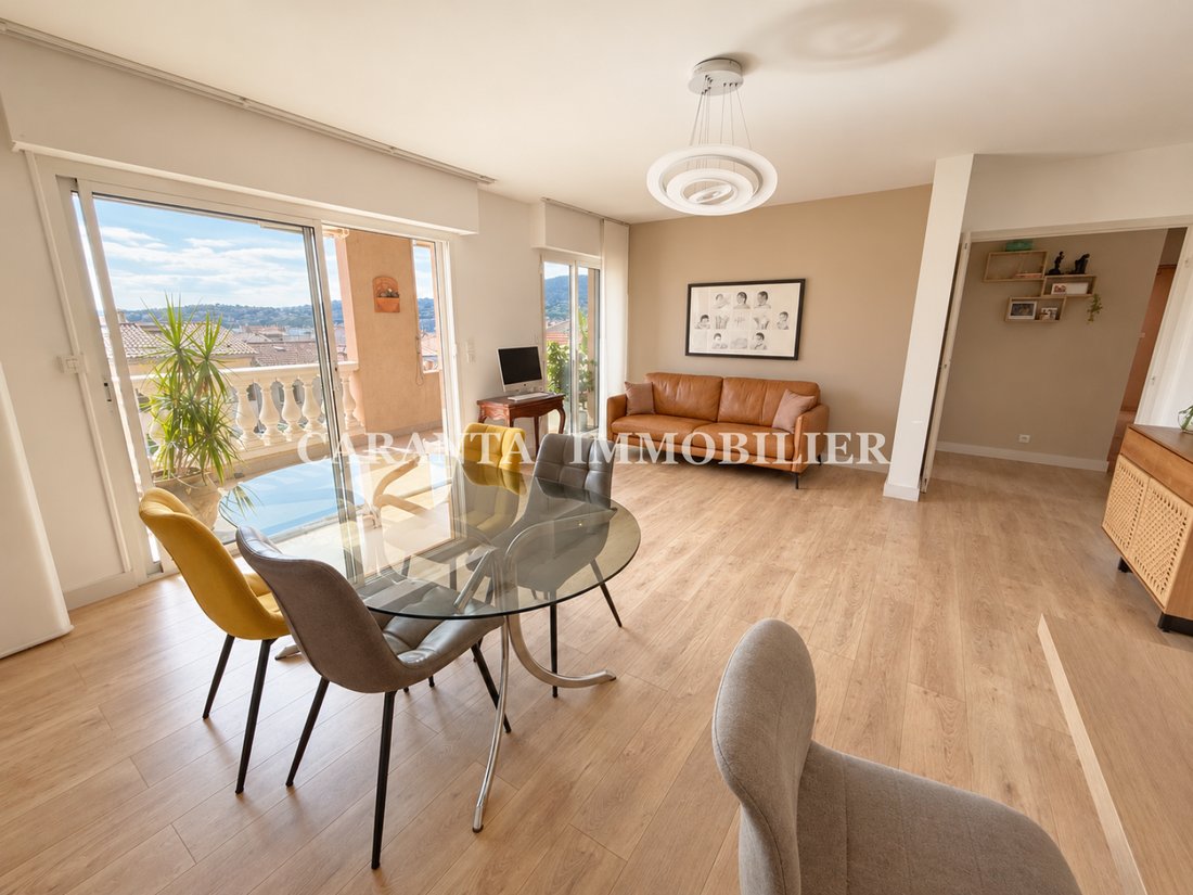 Apartment in Nartelle-Noyer-Bellevue-bd des Sardinaux, Sainte-Maxime, France 2 - 18943654
