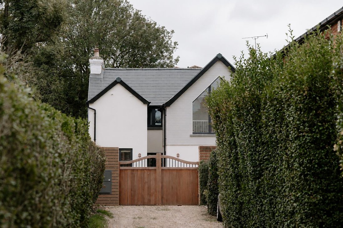 House in Pinkneys Green, England 3 - 18942276