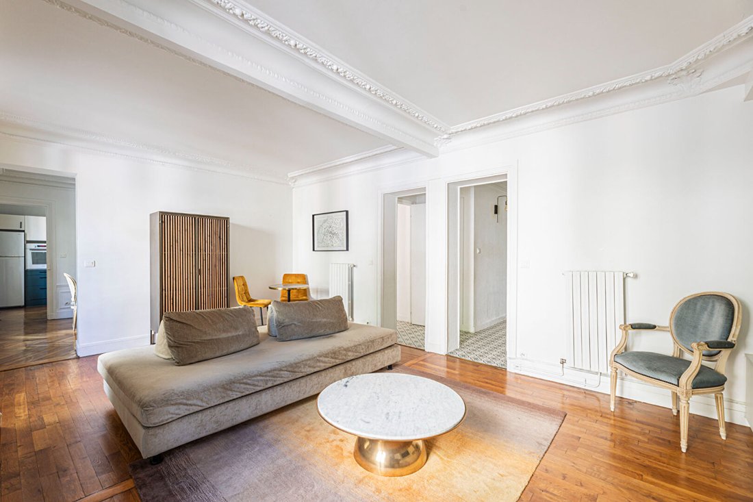 Apartment in Auteuil Sud, Paris 16e Arrondissement, Paris 2 - 18944362