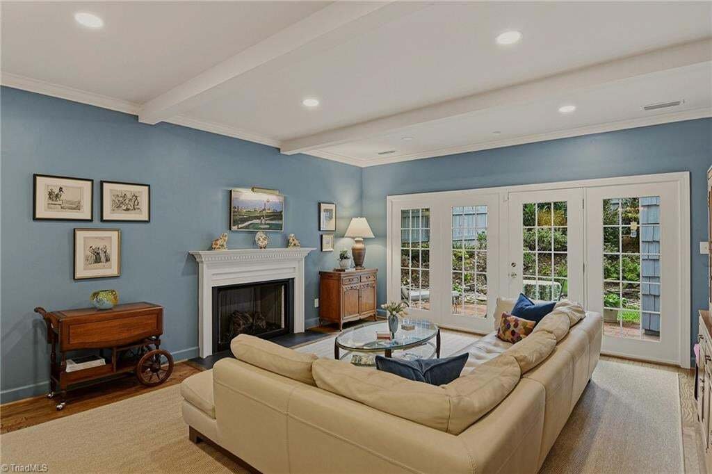 Condo in Winston-Salem, North Carolina, United States 5 - 18939628