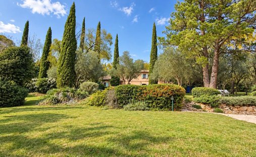 House in Beaurecueil, Provence-Alpes-Côte d'Azur, France 1