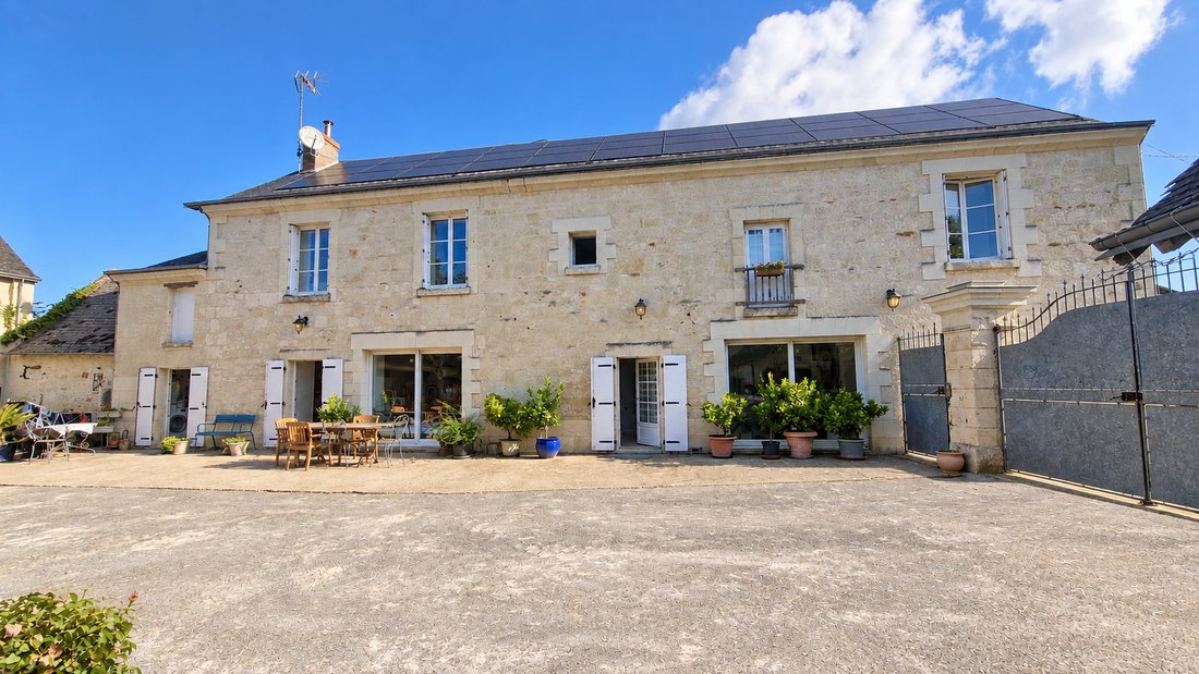 House in Beaumont-en-Véron, Centre-Val de Loire, France 1 - 18943731