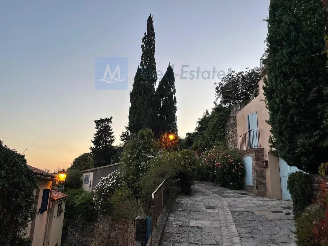 House in Grimaud, Provence-Alpes-Côte d'Azur, France 2 - 18344459