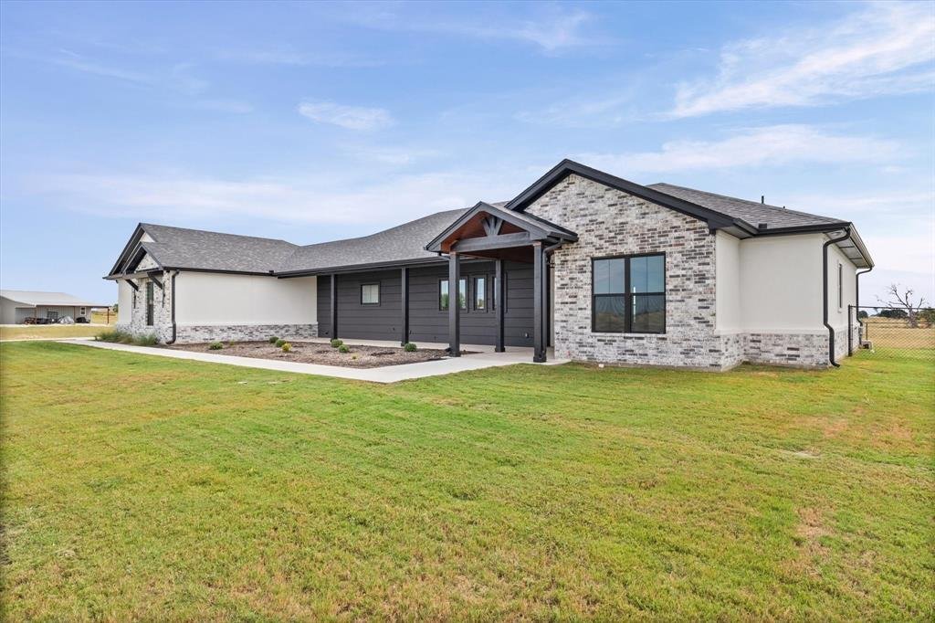 House in Crawford, Texas, United States 4 - 18943622