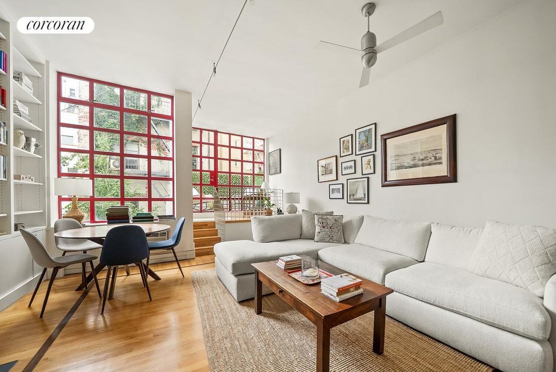 Co Op in New York, New York, United States 4 - 18943643