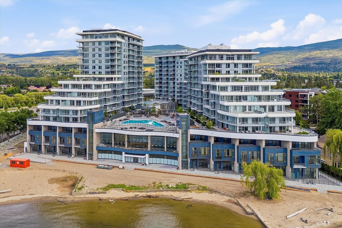 Appartamento a Kelowna, Columbia Britannica, Canada 1 - 18248720
