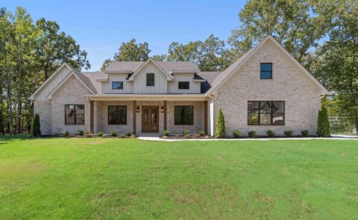House in Maumelle, Arkansas, United States 1