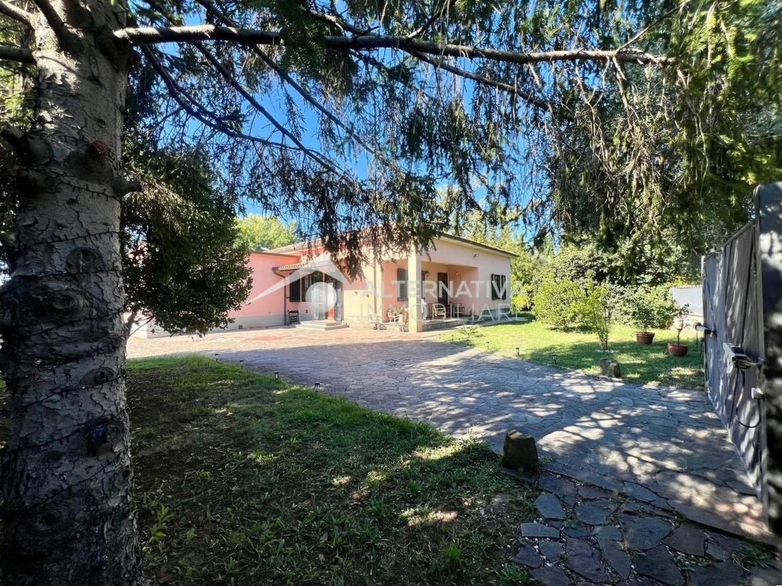 Villa in Ghezzano-Colignola Mezzana-Campo, Cascina, Tuscany 1 - 18942669