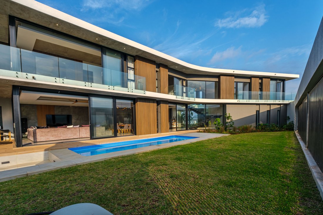 Country House in Sheffield Beach, KwaZulu-Natal, South Africa 4 - 18941136