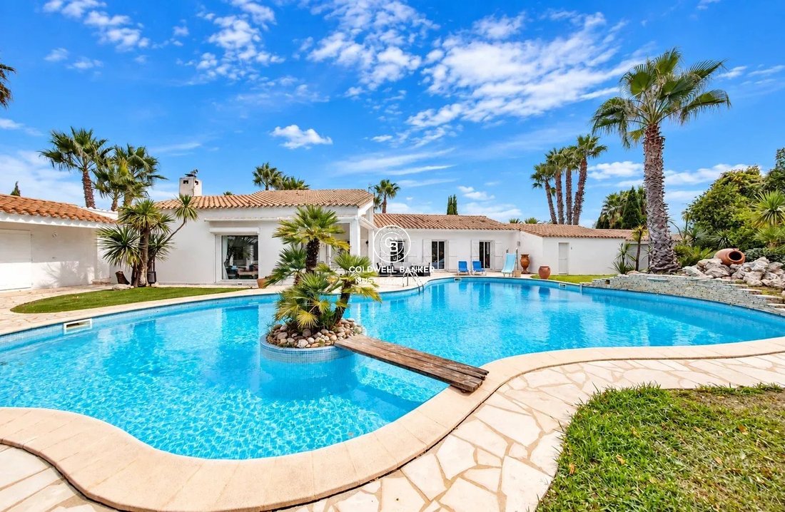 Villa in Saint-Cyprien, Occitania, France 2 - 14720881