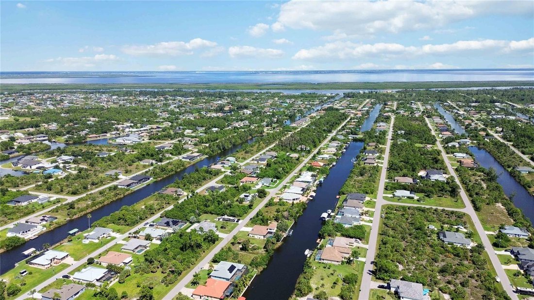 House in Port Charlotte, Florida, United States 2 - 18942787