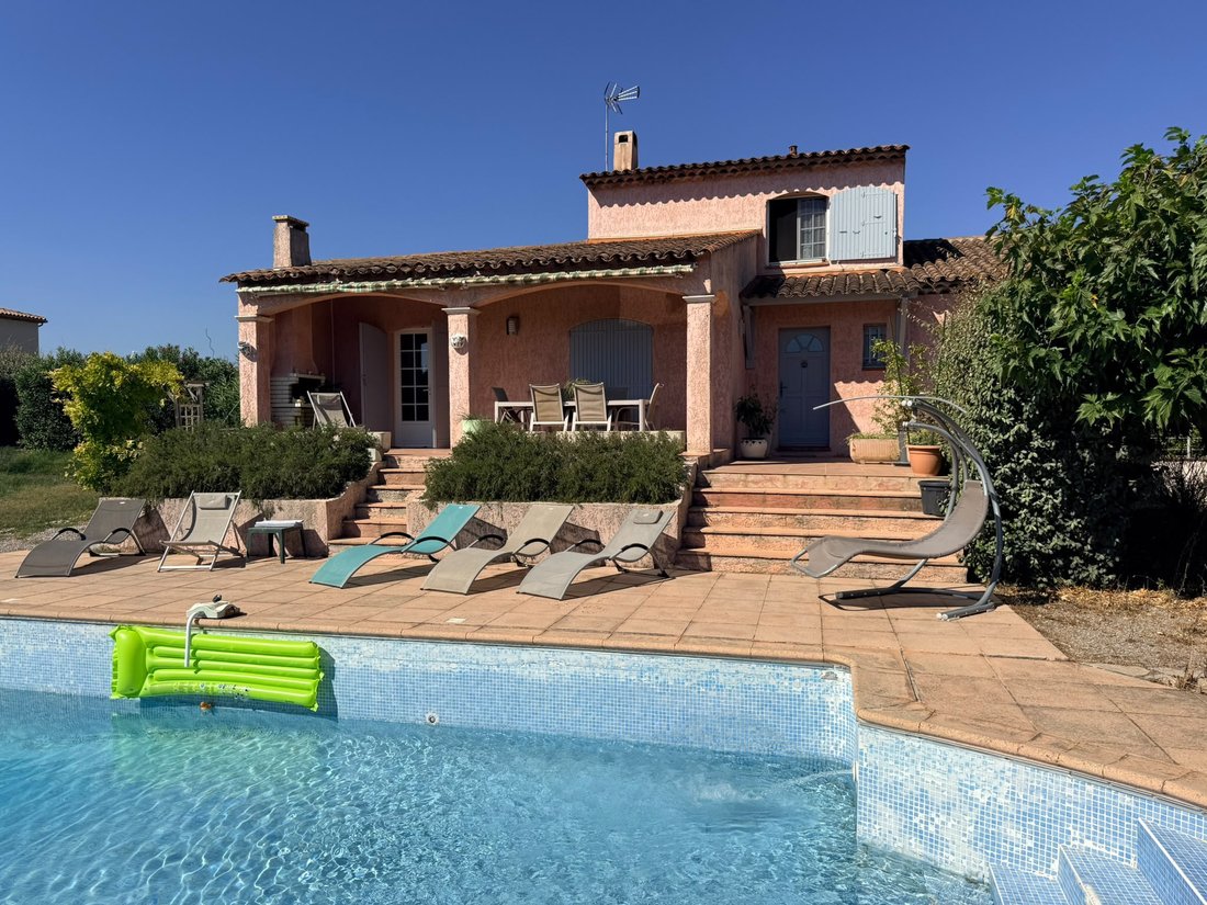Villa in Bagnols-en-Forêt, Provence-Alpes-Côte d'Azur, France 2 - 18943776