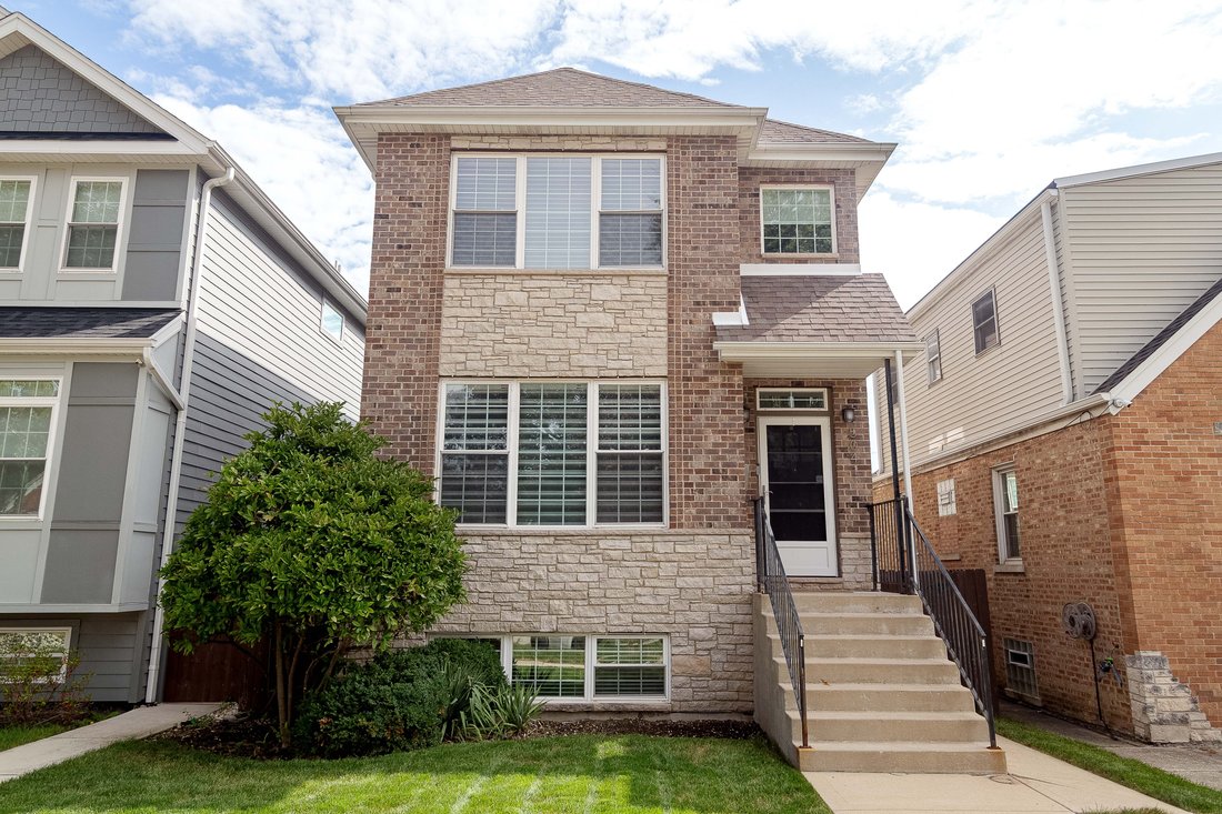 House in Chicago, Illinois, United States 1 - 18940981