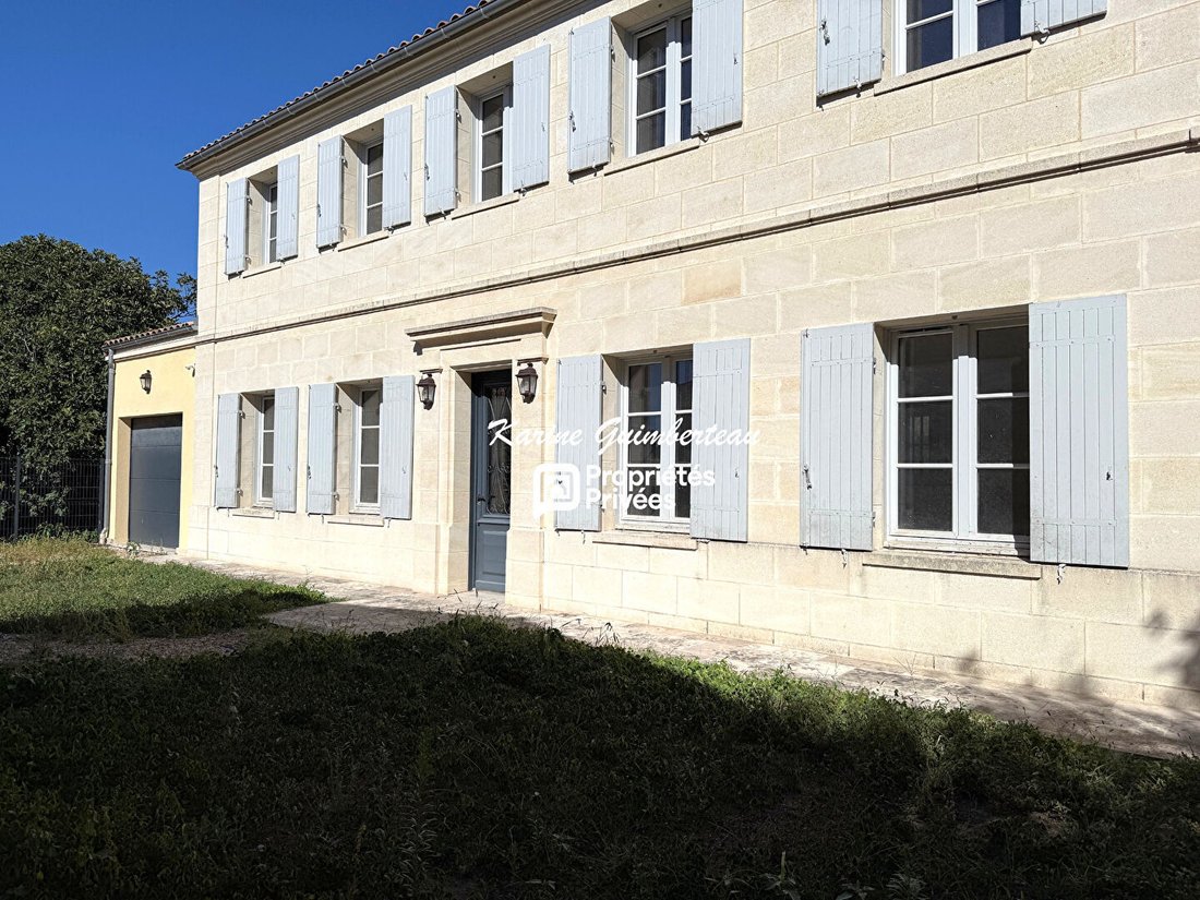 Villa in Libourne, Nouvelle-Aquitaine, France 1 - 18569768