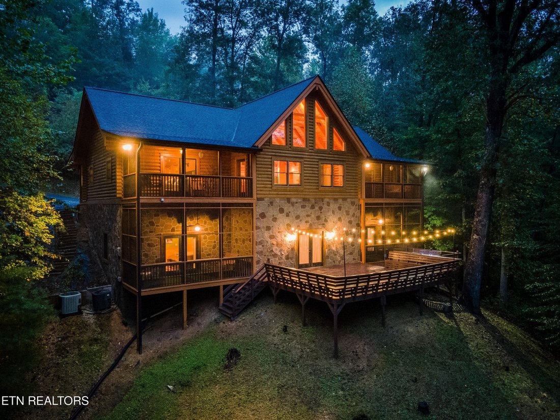 House in Sevierville, Tennessee, United States 1 - 18942818