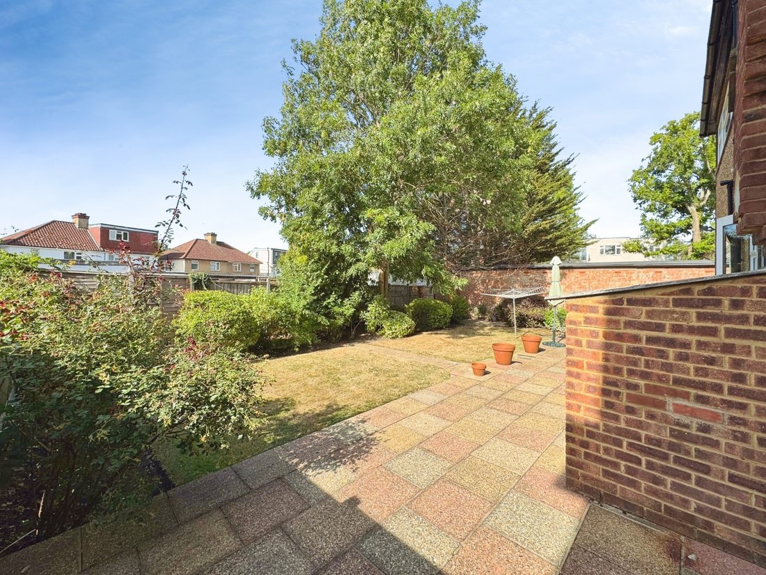 House in Edgware, Barnet, England 1 - 18939552