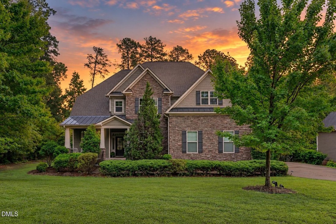 Casa en Fuquay-Varina, Carolina del Norte, Estados Unidos 1 - 18612322