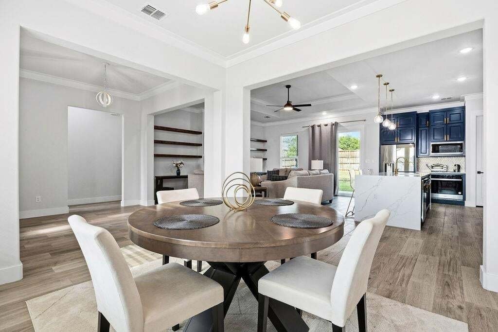 House in Fort Worth, Texas, United States 5 - 18939915