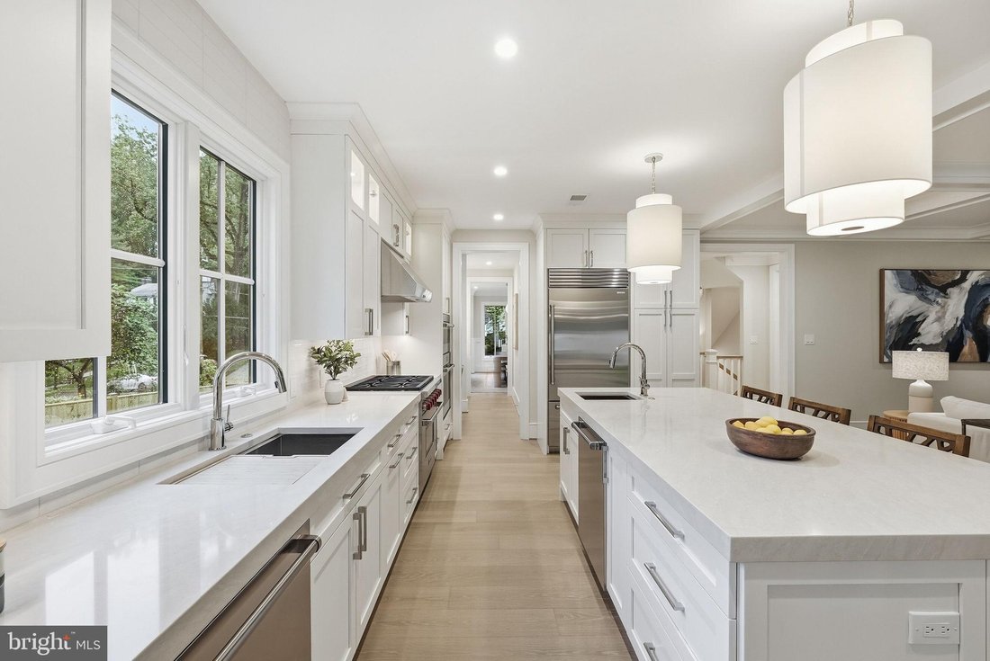 Arlington, Virginia, United States 5 - 18944762