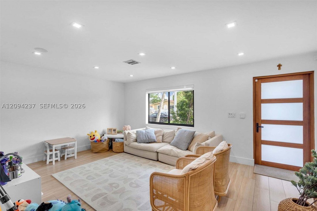 House in Miami, Florida, United States 5 - 18939791