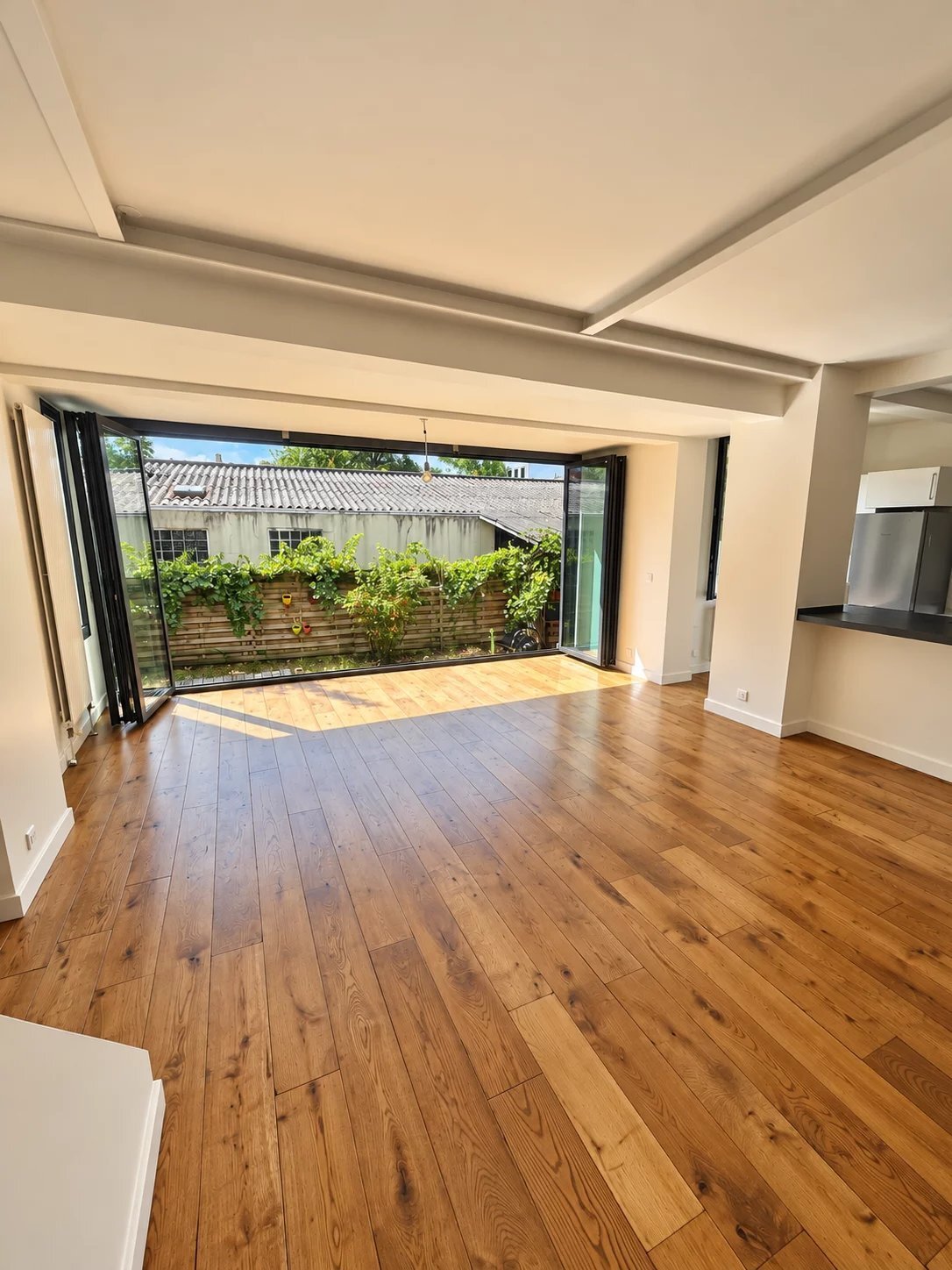 Apartment in Arrondissement of Bobigny, Ile-de-France, France 3 - 18939732
