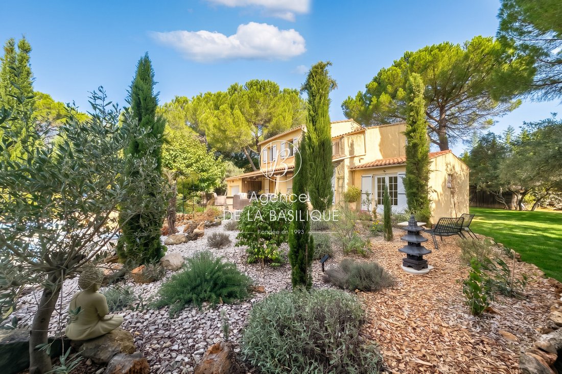 Villa in Centre Ville, Saint-Maximin-la-Sainte-Baume, France 2 - 18940521