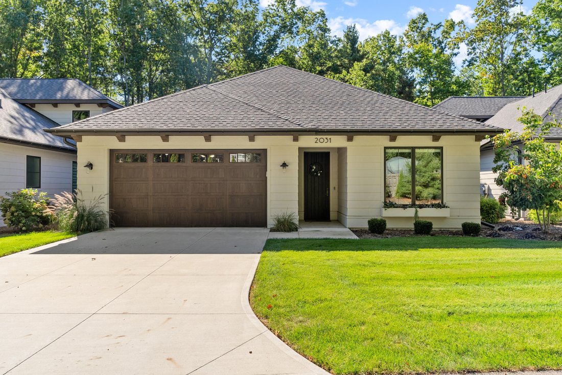 Condo in West Olive, Michigan, United States 1 - 18939210