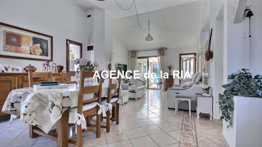 House in La Plaine-sur-Mer, Pays de la Loire, France 2 - 18943807