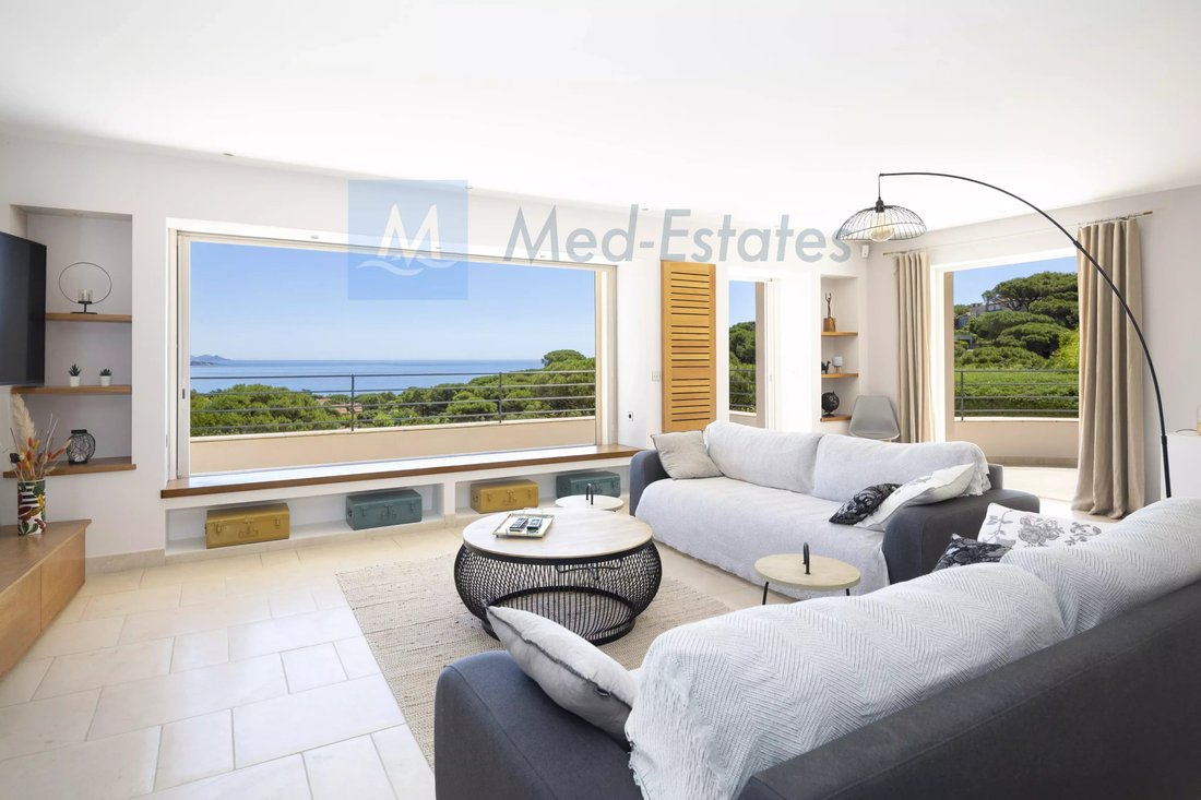 Villa in Nartelle-Noyer-Bellevue-bd des Sardinaux, Sainte-Maxime, France 2 - 18185377