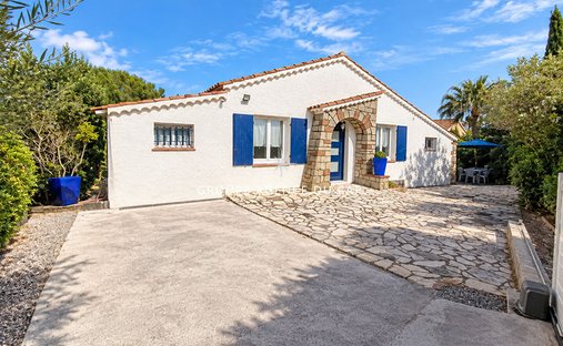 Villa à Fréjus, Provence-Alpes-Côte d'Azur, France 1