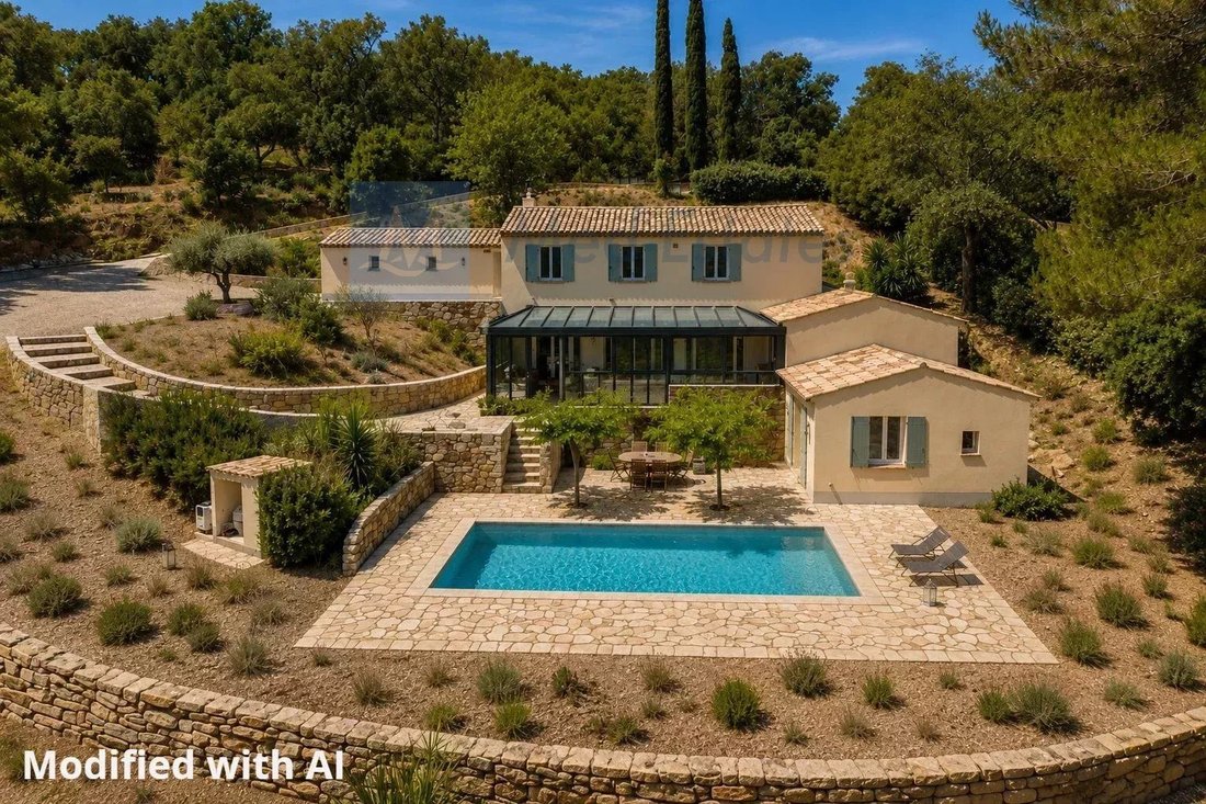 Villa in Grimaud, Provence-Alpes-Côte d'Azur, France 3 - 18260640
