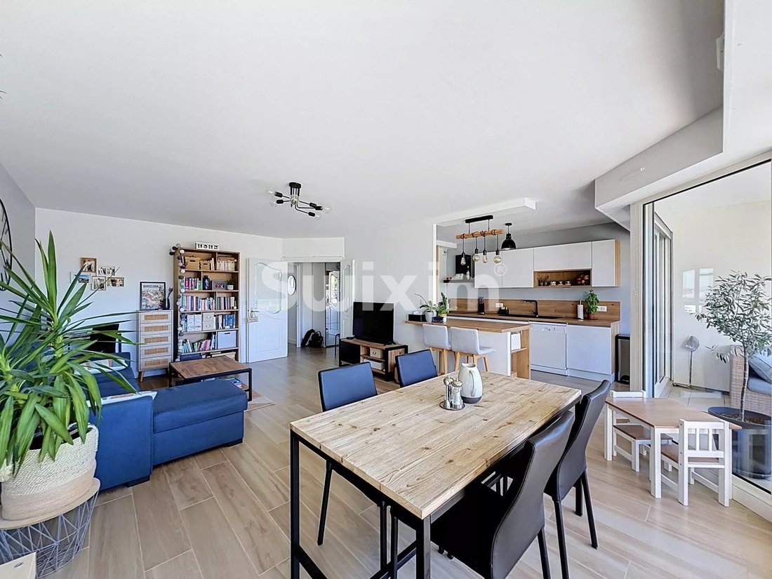Apartment in Divonne-les-Bains, Auvergne-Rhône-Alpes, France 4 - 18944108