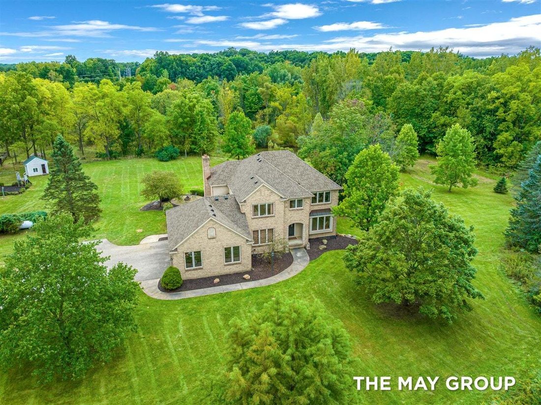 House in Forest Hills, Michigan, United States 1 - 18943406