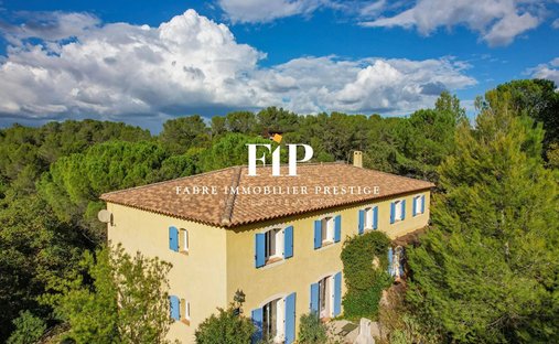 Estate in Bras, Provence-Alpes-Côte d'Azur, France 1