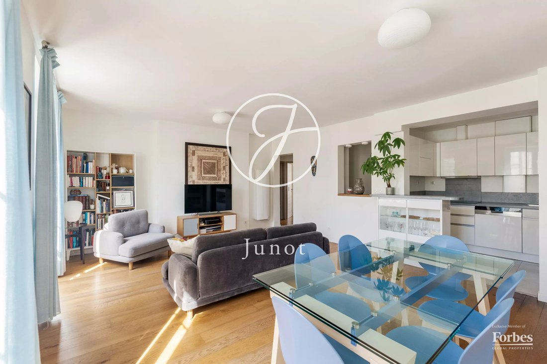 Apartment in Gros Caillou, Paris 7e Arrondissement, Paris 4 - 18940569