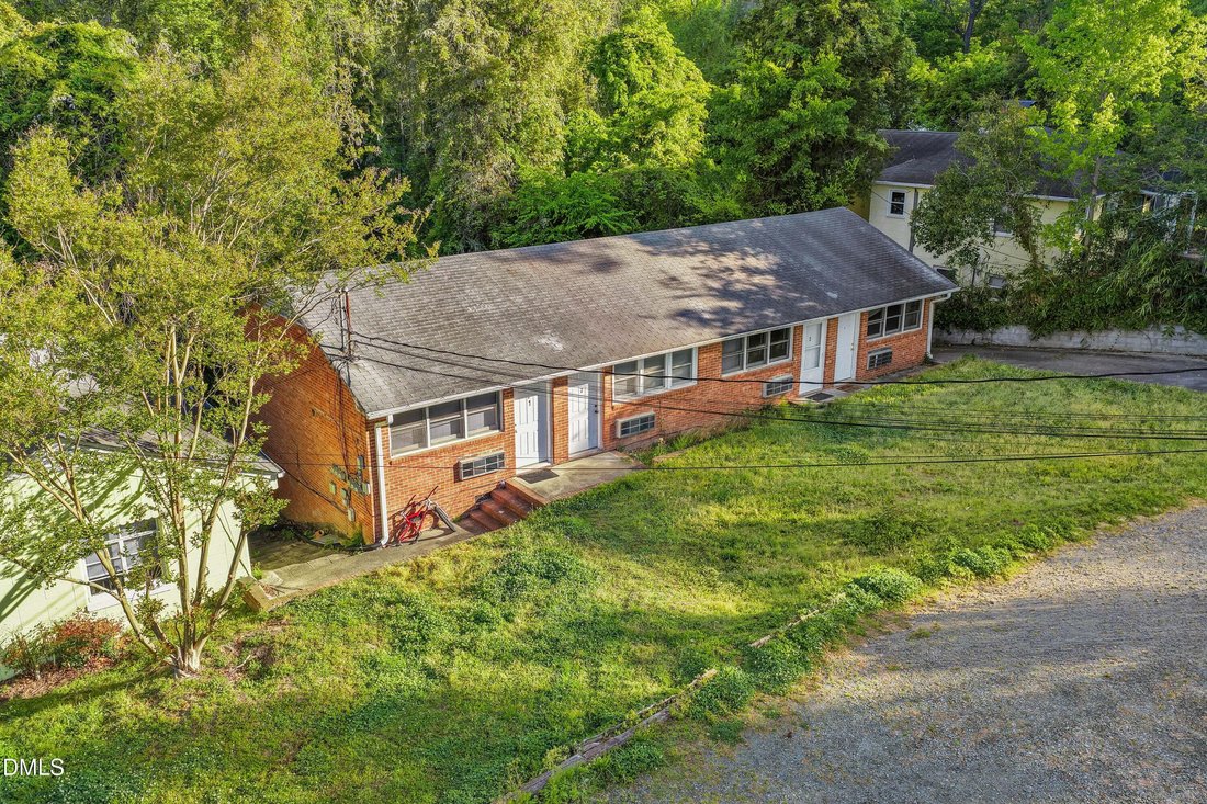 Apartment in Chapel Hill, North Carolina, United States 3 - 17657574