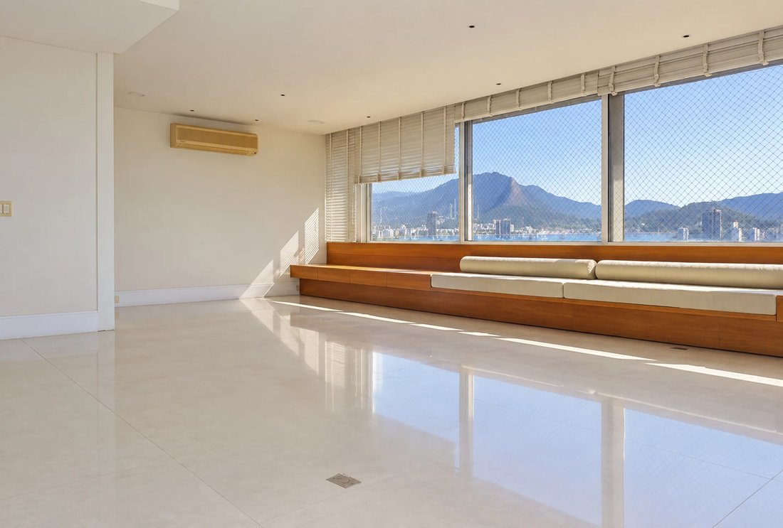 Apartment in Rio de Janeiro, State of Rio de Janeiro, Brazil 1 - 10449591