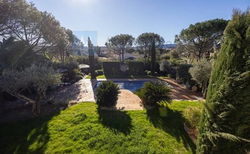 Villa in Grimaud, Provence-Alpes-Côte d'Azur, France 1